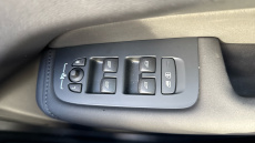 Volvo XC60 2.0 T8 [455] PHEV Ultra Dark 5dr AWD Geartronic Estate